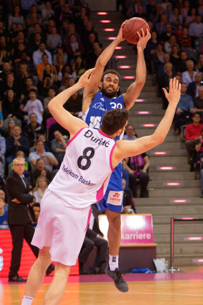 上出现波动 上出现波动