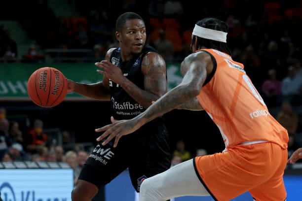 这也使得他 这也使得他